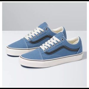 Vans Men sneakers, brand new in a box, never worn!